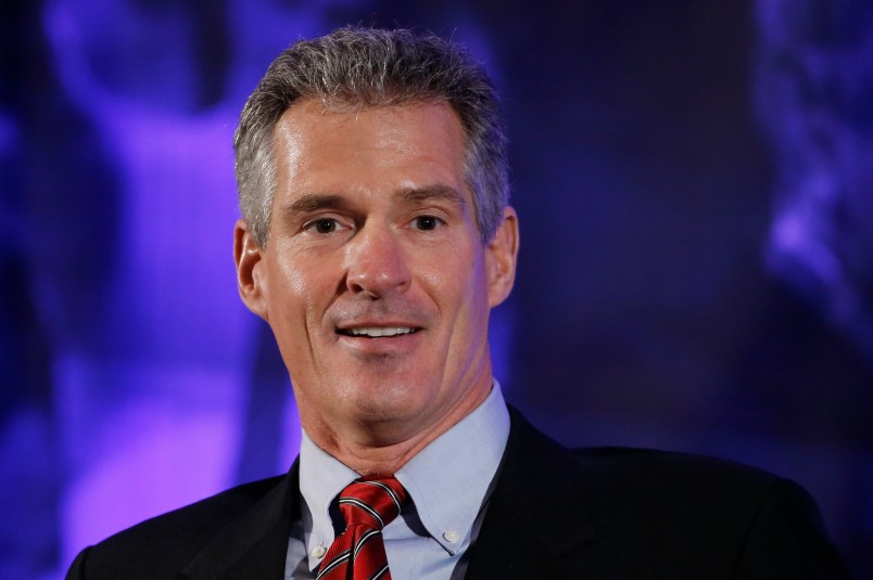 Former Massachusetts Sen. Scott Brown speaks Saturday, Jan. 23, 2016, at the New Hampshire Republican Party summit in Nashua, N.H. (AP Photo/Matt Rourke)