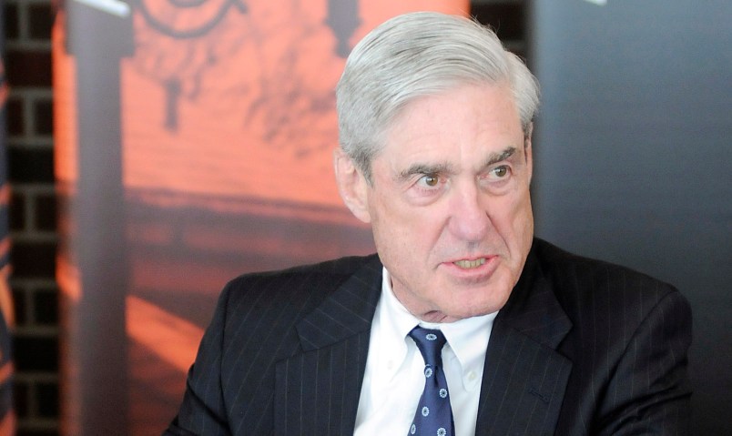 Former director of the FBI Robert Mueller talks to students in the security studies and political science program at Anderson University in Anderson, Ind. on Wednesday, March 8, 2017. Mueller lead the FBI from September 2001 to September 2013. (AP photo/The Herald Bulletin, Don Knight)