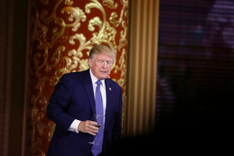 U.S. President Donald Trump attends a state dinner at the Great Hall of the People in Beijing, China, November 9, 2017. REUTERS/Thomas Peter  BEIJING, CHINA - NOVEMBER 9:  U.S. President Donald Trump and first lady Melania arrive for the state dinner with China's President Xi Jinping and China's first lady Peng Liyuan at the Great Hall of the People on November 9, 2017 in Beijing, China. Trump is on a 10-day trip to Asia.  (Photo by Thomas Peter - Pool/Getty Images)