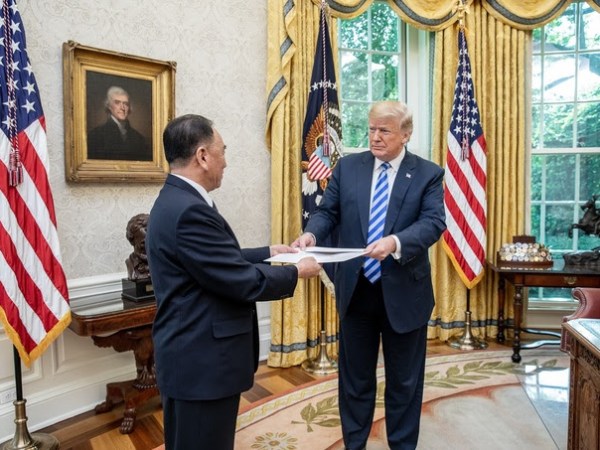 Arrival of North Korea letter to the White House.  (Official White House Photo by Shealah Craighead)