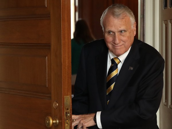 WASHINGTON, DC - SEPTEMBER 25: Sen Jon Kyl (R-AZ) departs the weekly Republican policy luncheon on September 25, 2018 in Washington, DC. Following the luncheon, Senate Majority Leader Mitch McConnell was questioned exclusively about the pending hearing featuring Supreme Court nominee Brett Kavanaugh and Christine Blasey Ford during the brief press conference.   (Photo by Win McNamee/Getty Images)