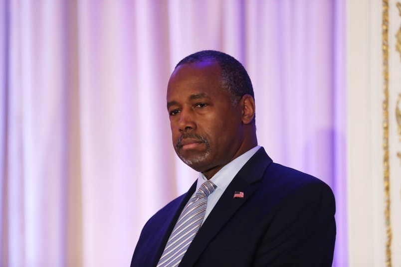 PALM BEACH, FL - MARCH 11:  Former Republican presidential candidate Ben Carson gives his endorsement to Republican presidential candidate Donald Trump during a press conference at the Mar-A-Lago Club on March 11, 2016 in Palm Beach, Florida. Presidential candidates continue to campaign before Florida's March 15th primary day.  (Photo by Joe Raedle/Getty Images)