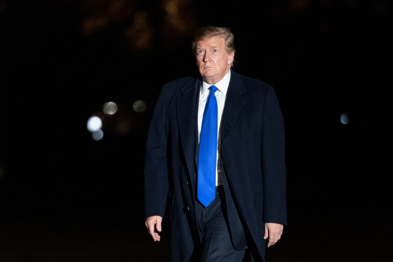 United States President Donald J. Trump returns to the White House in Washington, DC, February 28, 2019 after meeting with North Korea's leader Kim Jong-un in Vietnam. Credit: Chris Kleponis / Pool via CNP