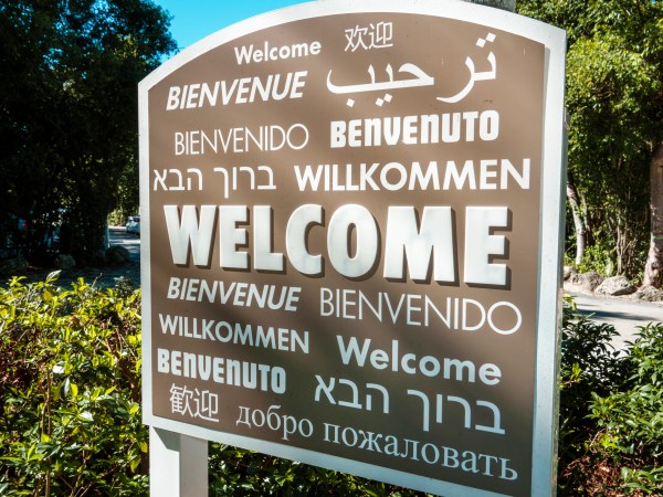 Florida, Upper Florida Keys, Key Largo, Hilton Key Largo Resort, hotel, entrance, sign, welcome, multiple languages, Spanish, English, German, Russian, Chinese, Italian, French, Hebrew, Farsi,