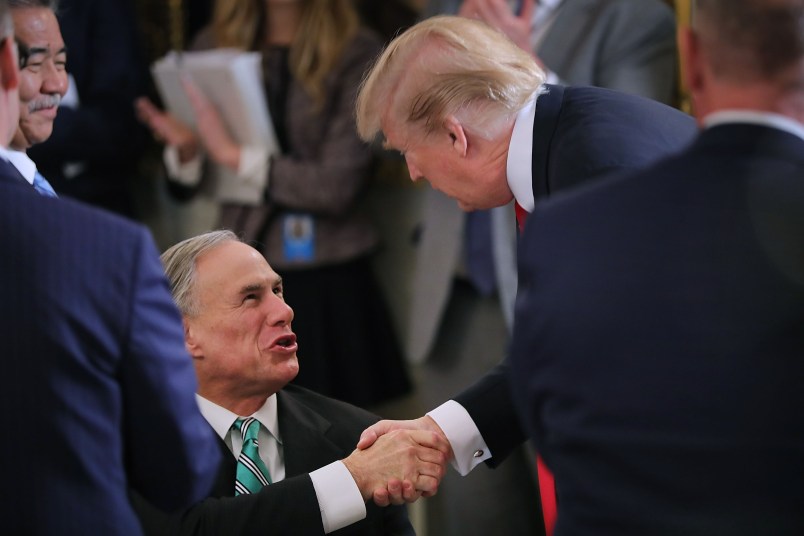 U.S. President Donald Trump hosts a business session with state governors in the State Dining Room at the White House February 26, 2018 in Washington, DC. The National Governors Association is holding its annual winter meeting this week in Washington.