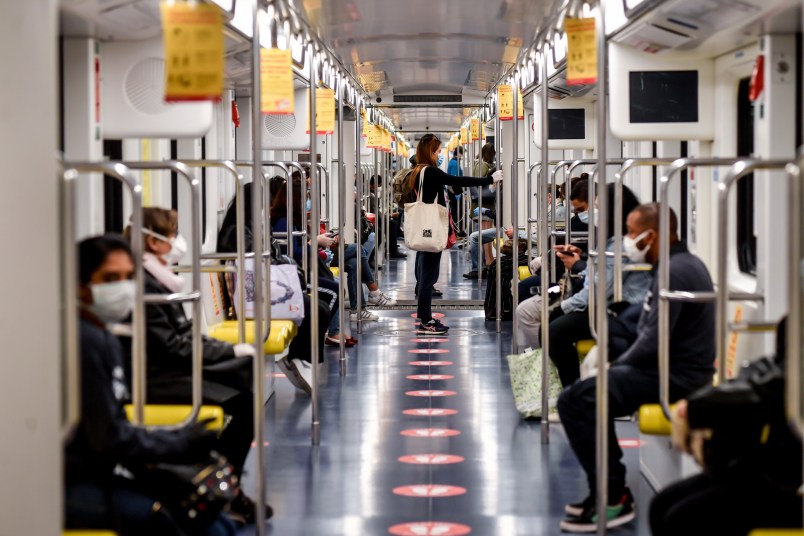 Foto Claudio Furlan - LaPresse 04 Maggio 2020 Milano (Italia) NewsParte la fase 2 dell emergenza coronavirus per il trasporto pubblico milanese Photo Claudio Furlan/Lapresse02 May 2020 Milano (Italy)Phase 2 of the coronavirus emergency for Milan public transport starts