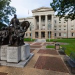 USA, VEREINIGTE STAATEN VON AMERIKA, RALEIGH, 26.09.2011: North Carolina State Capitol, Sitz des Bueros des Gouverneurs von North Carolina. | USA, UNITED STATES OF AMERICA, RALEIGH, 26.09.2011: North Carolina State Capitol, housing the offices of the Governor of North Carolina. |