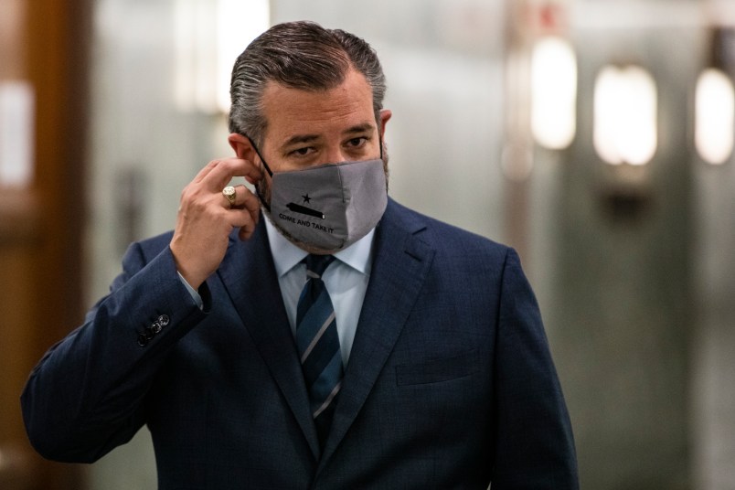 WASHINGTON, DC - OCTOBER 22: Senator Ted Cruz (R-TX) heads into a Judiciary Committee hearing where Republicans will vote on whether or not to move the nomination of Judge Amy Coney Barrett to the Supreme Court out of committee and on to the Senate for a full vote on October 22, 2020 in Washington, DC. Judge Amy Coney Barrett was nominated by President Donald Trump to fill the vacancy left by Justice Ruth Bader Ginsburg who passed away in September. (Photo by Samuel Corum/Getty Images) *** Local Caption *** Ted Cruz