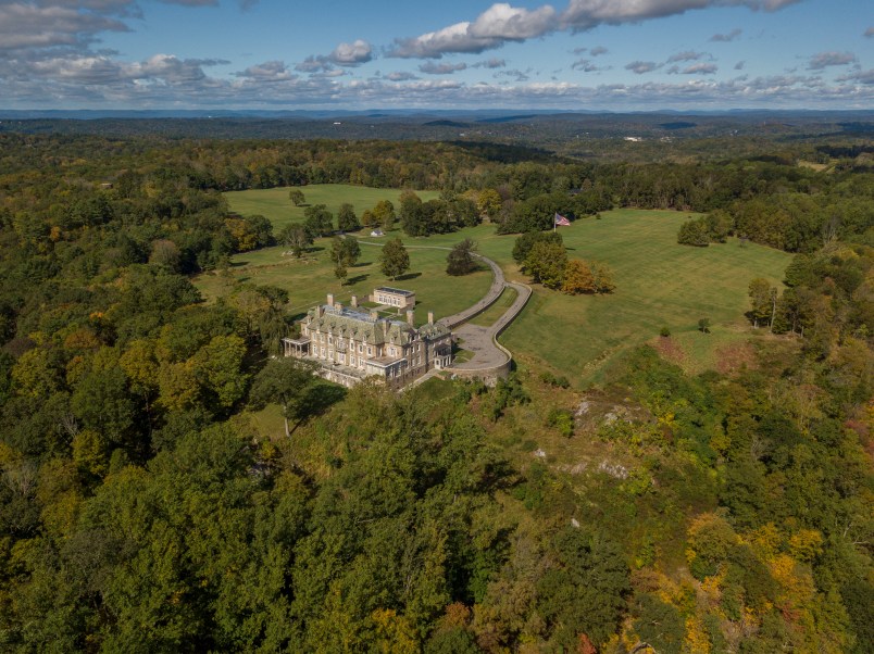 MOUNT KISCO, NY - SEPTEMBER 30 2020: President Trump's Seven Springs estate in Mount Kisco, New York, seen here Sept. 30, 2020.(Johnny Milano for The Washington Post)